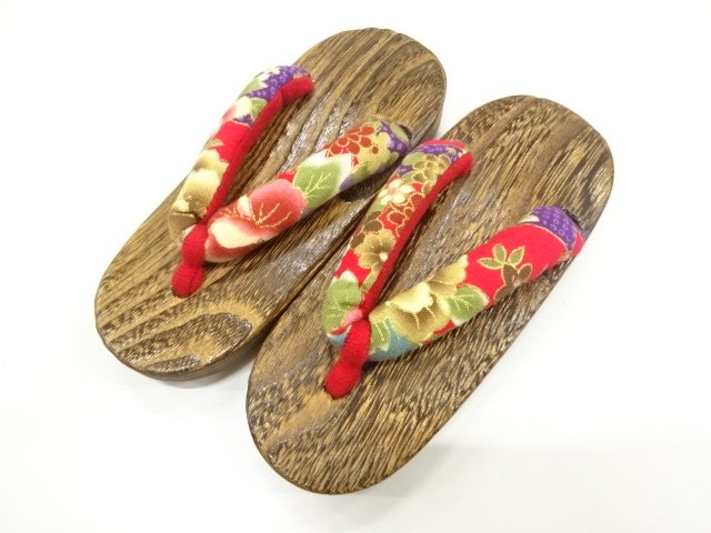JAPANESE KIMONO / UNUSED YAKI-KIRI FOR KIDSGETA (18 CM)